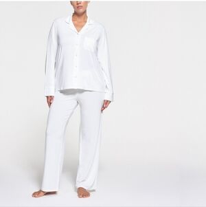 Skims Sleep Long Sleeve Button Up Set | Snow